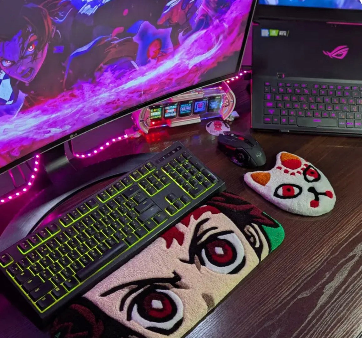 Tanjiro klavye halısı ve mouse pad